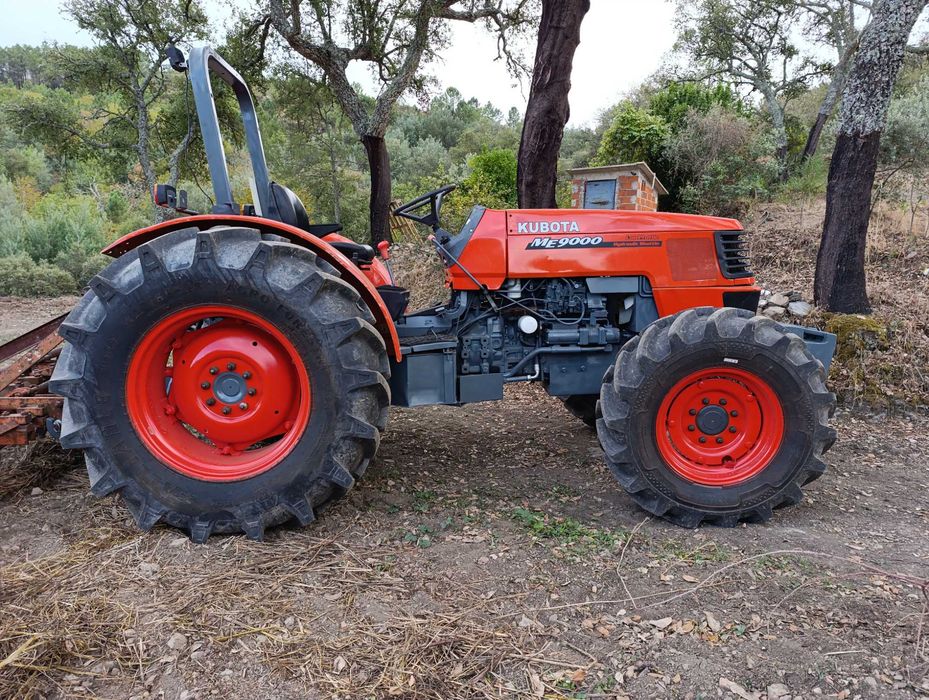 Trator Kubota ME 9000 94cv 2007
