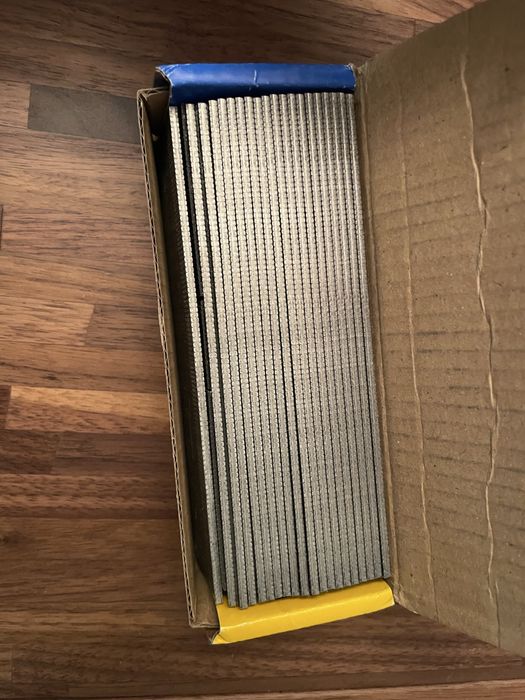 Pregos maquina automática