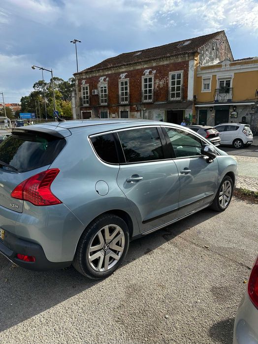 Peugeot 3008 Hybrid 4
