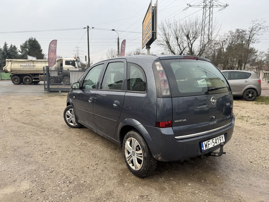 Opel Meriva/2007 rok/1.6 benzyna/dobry stan/niski przebieg/