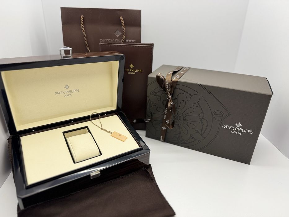 Фирменый коробок для часов Patek Philippe.Патек.