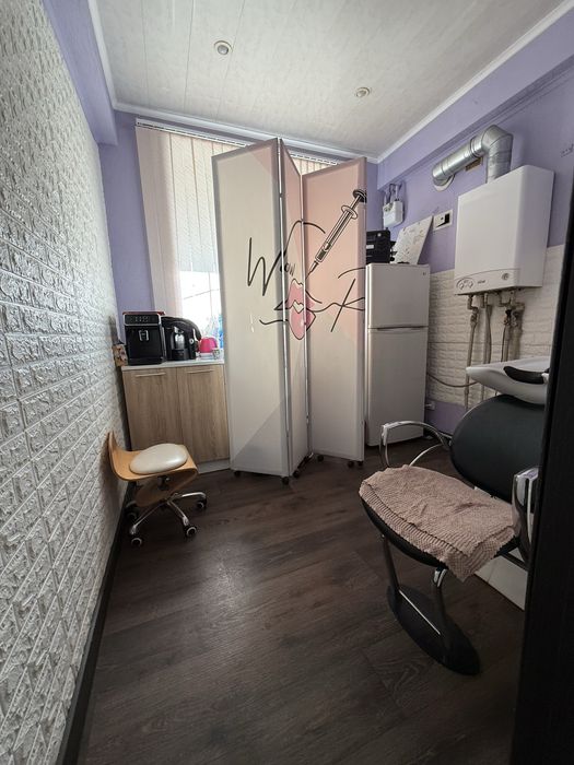 Продам 2-к сталінку в центрі
