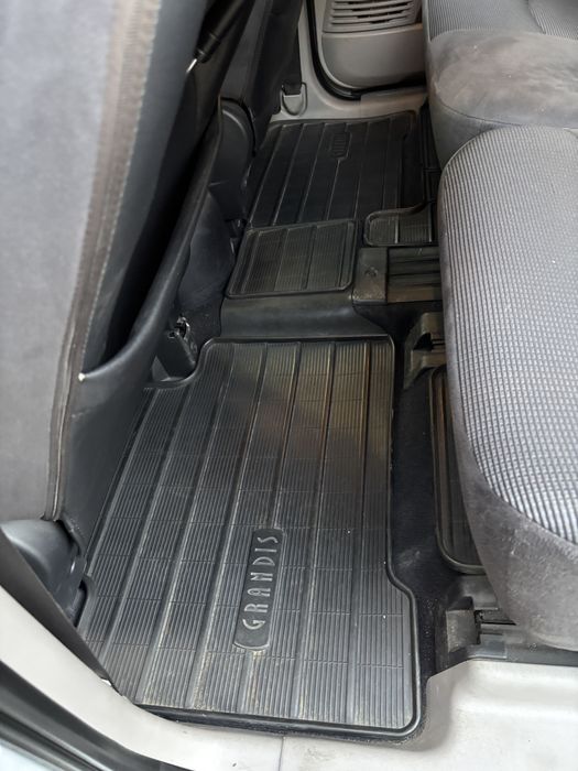 Продам Mitsubishi Grandis