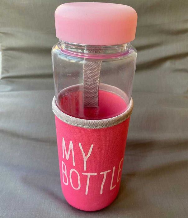 Бутылка My Bottle пластиковая розового цвета с чехлом