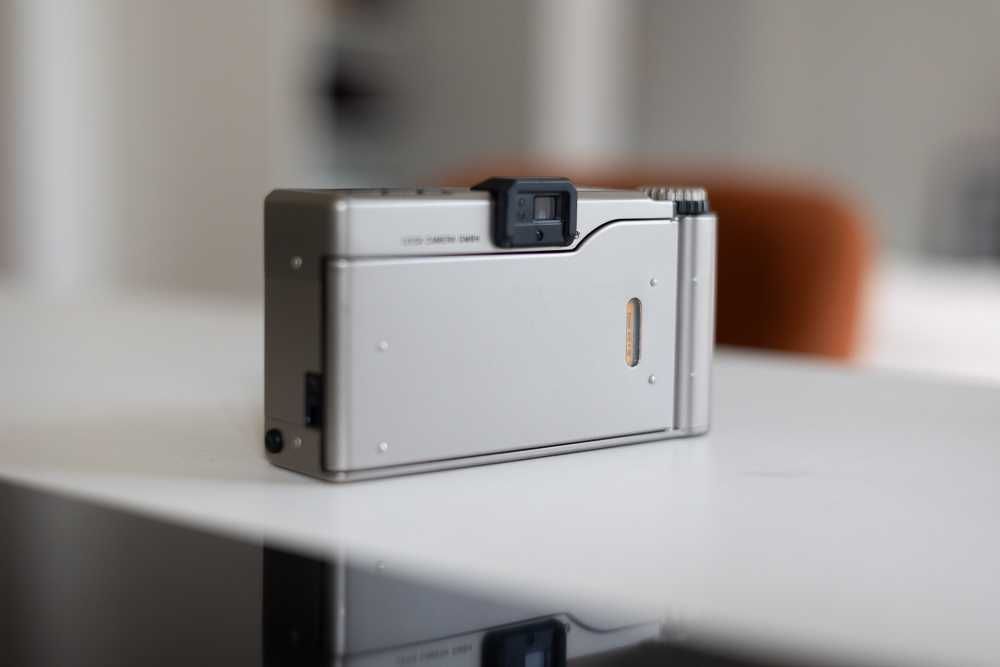 Leica Minilux Summarit 40mm F2.4 (em estado perfeito)