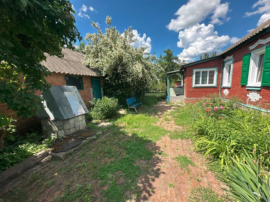 Продам капітальний житловий будинок, 10 хвилин від метро Індустріальна (Пролетарська)