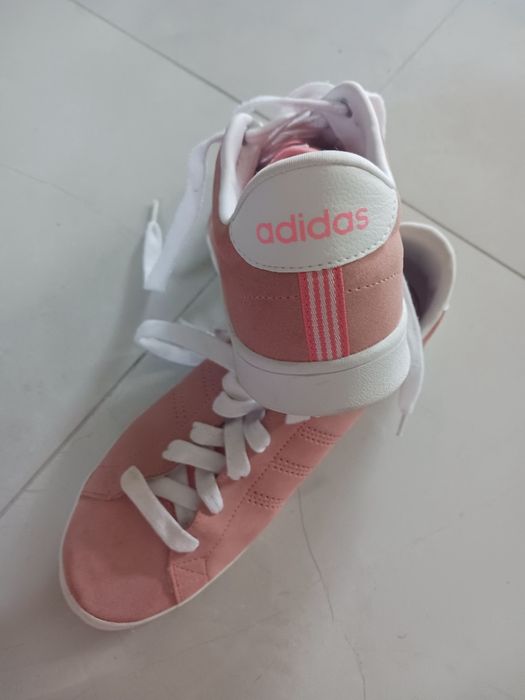Adidasy damskie.