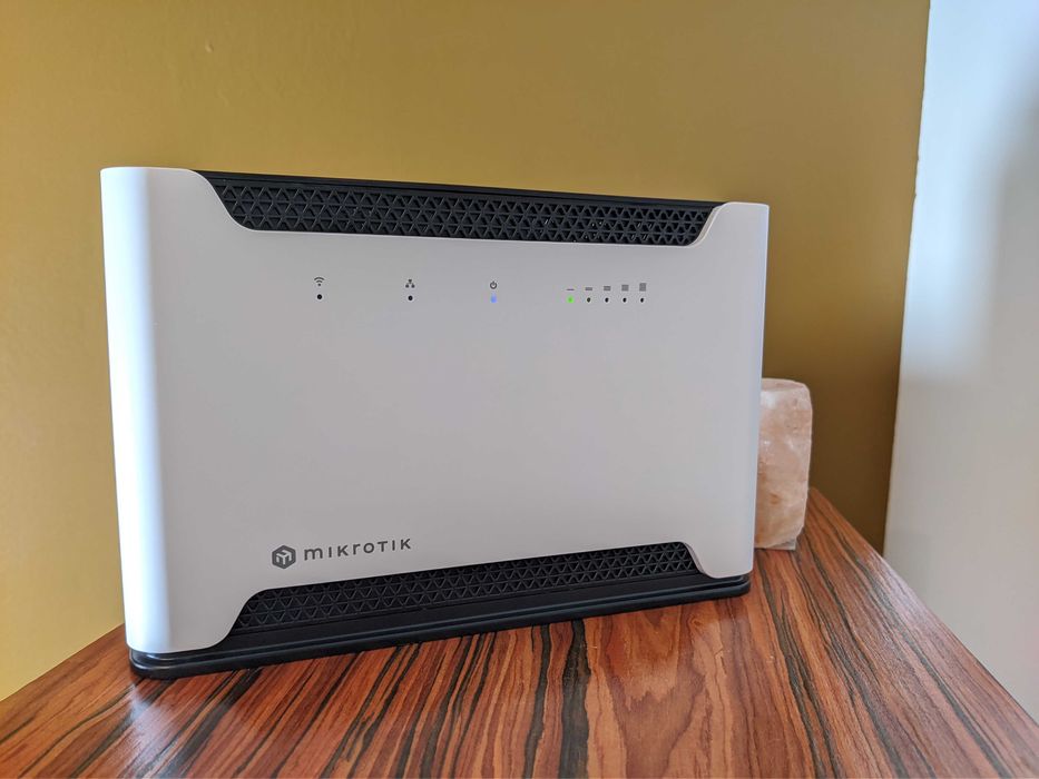 Router MikroTik Chateau LTE12 (600Mb/s), karta SIM, bez simlocka, RouterOS 7.x Gwarancja, FV