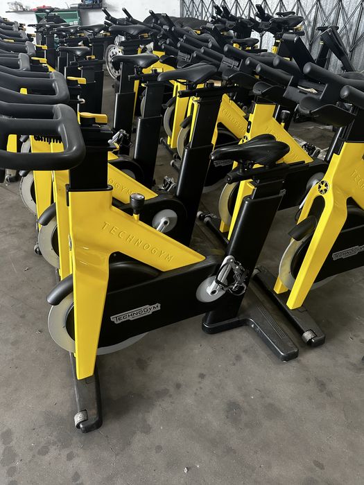 spinning Technogym Grand Cycle com423701040470446082