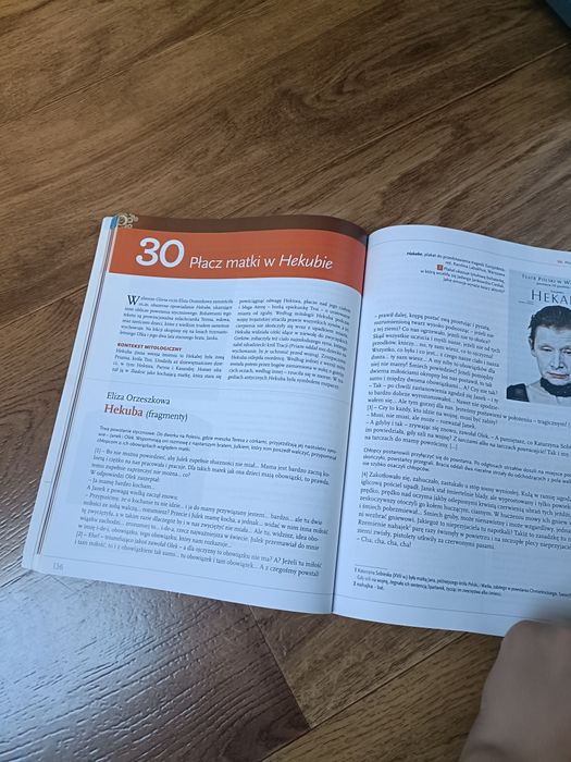 Oblicza epok 2.2 rozszerzenkie i podstaw