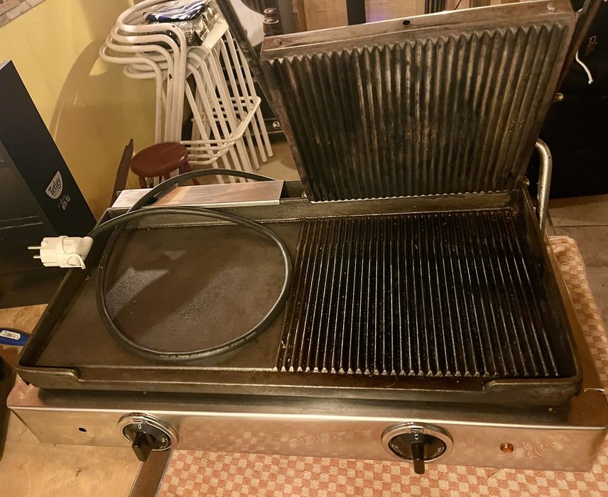 Toaster and Grill Plate424779570301511681