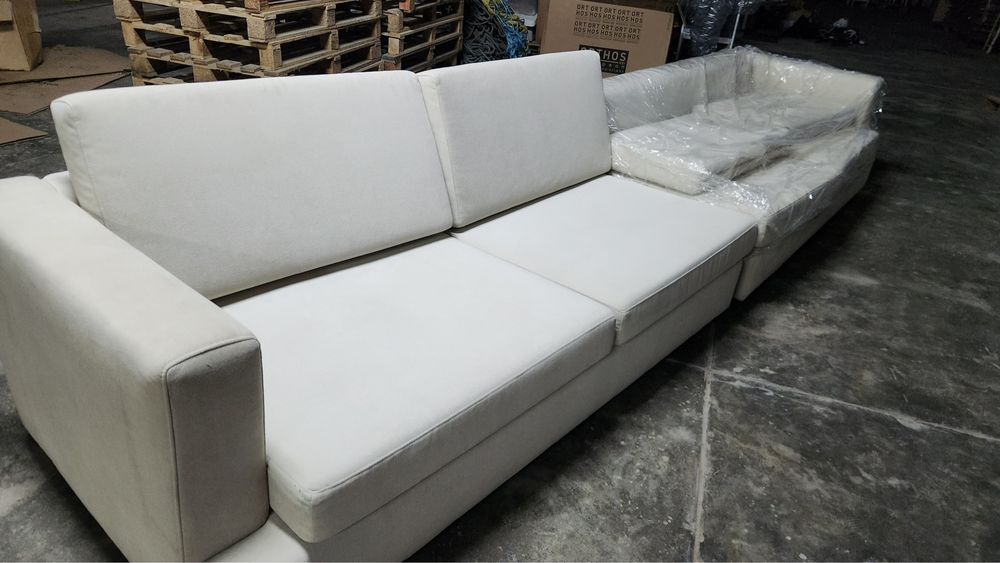 Vendo sofá bege de 4 metros