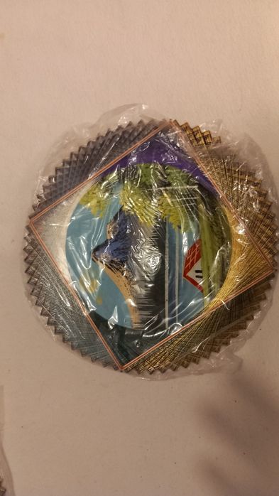 Trabalho artesanal japonês clássico  (string art ou temari geométrico)