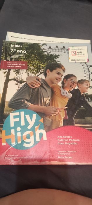 Manuais e cadernos de atividades