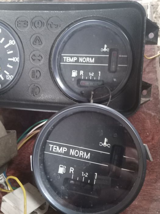 Датчики панелі приборів