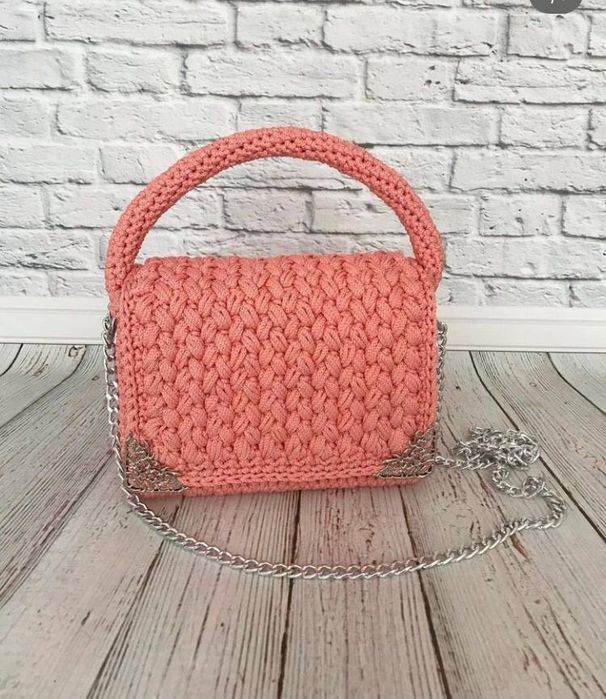 Жіноча сумка ручної роботи