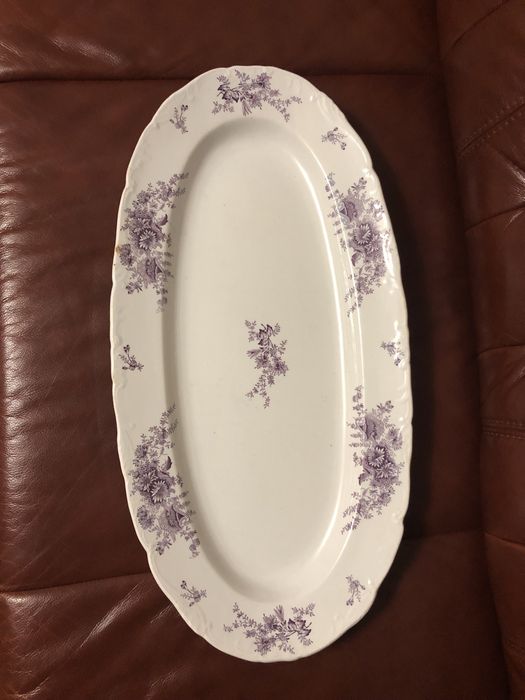 Блюдо старинное  на фото