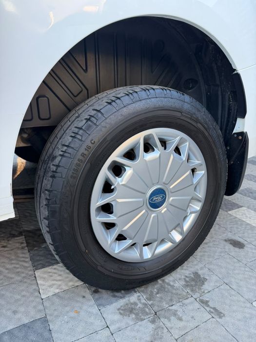 Продаю  Ford Transit Custom