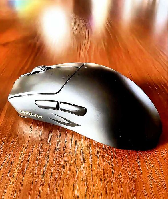 RAWM Leviathan v4 black - najlepsza myszka gamingowa 2025 roku