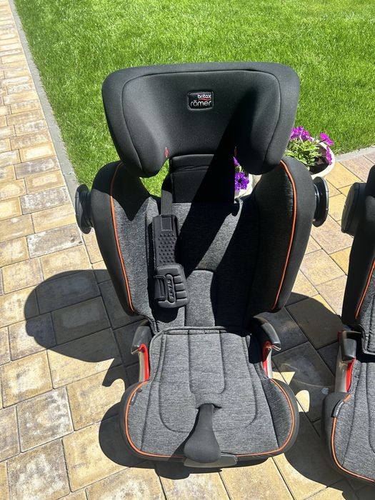 Автокрісло Britax-Romer Kidfix