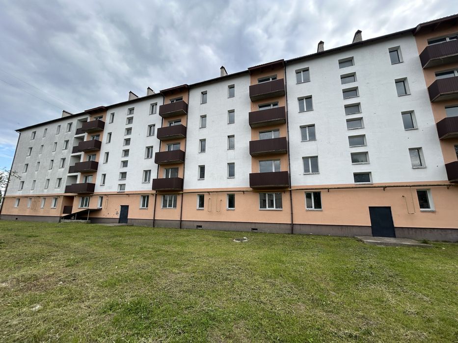 НОВА Трикімнатна в Малині