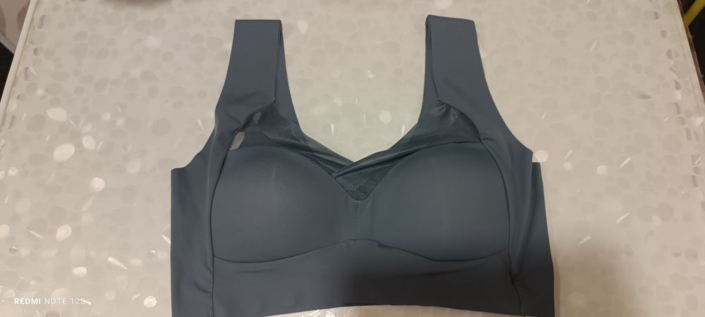 Жіночий безшовний топ