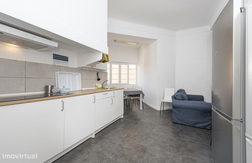 Quarto - localizado em Alameda Lisbon