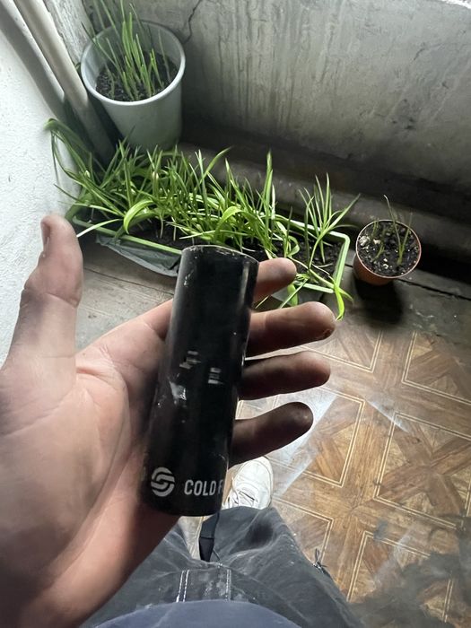 Peg salts metalowe