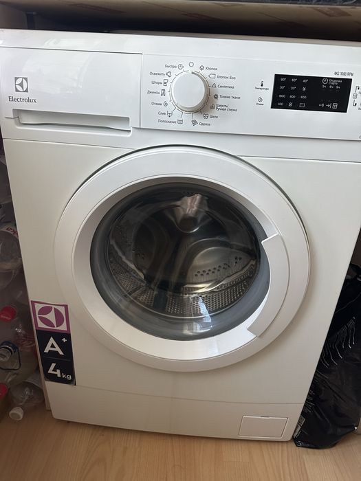 Стиральная машина Electrolux 4кг