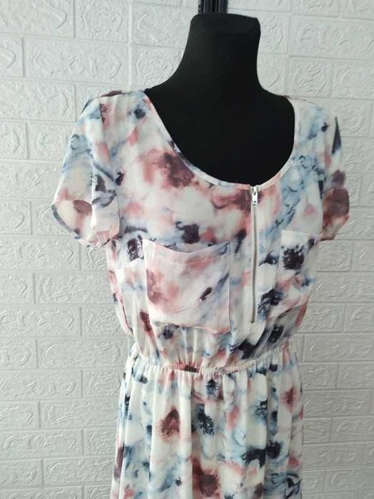 Sukienka rozmiar m lato koktajlowa cena 20 zł