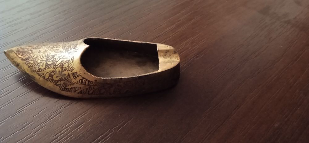 Пепельница туфелька