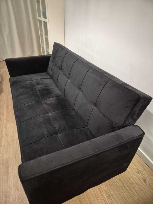 Sofa preto em excelente estado