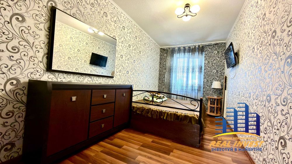 Продається 3-кімнатна квартира у центрі міста Самар