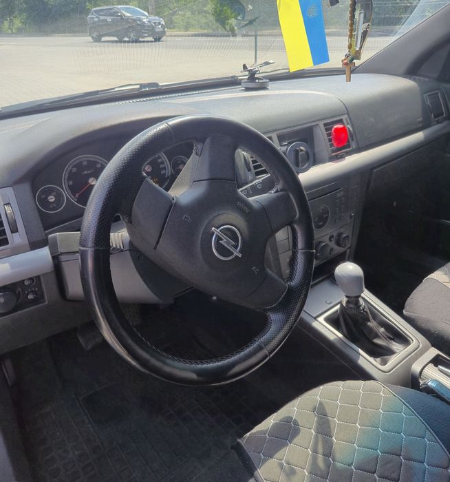 Продам автомобіль Опель Вектра С