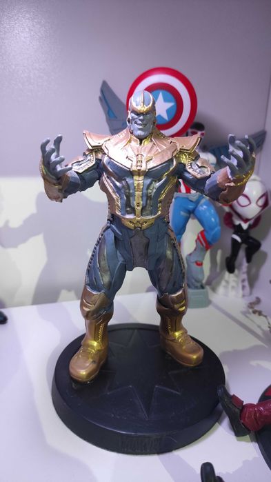 Figura Thanos Marvel Planeta Diagostini