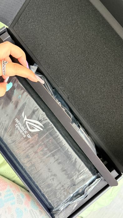 Teclado Asus ROG Falchion USB Mecânico