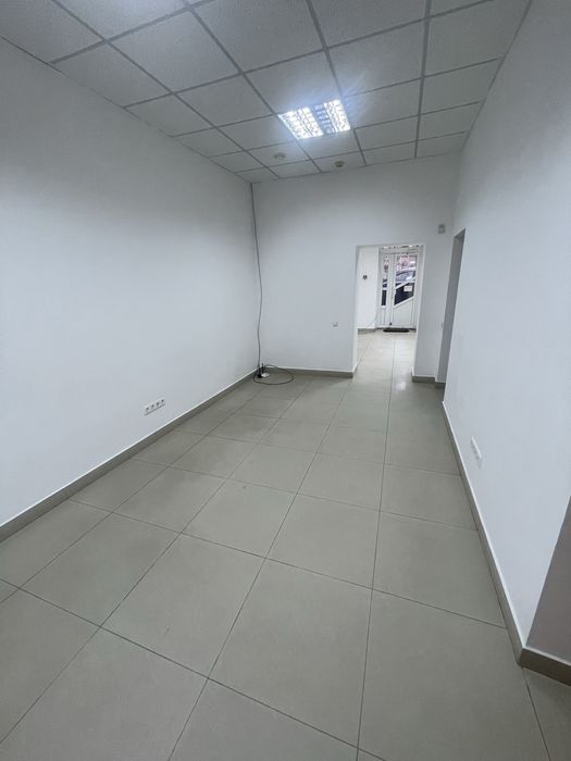 Приміщення в оренду кабінет в салоні центр міста район старої піцеріі