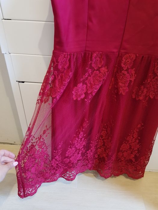 Sukienka czerwona Vissavi L 40