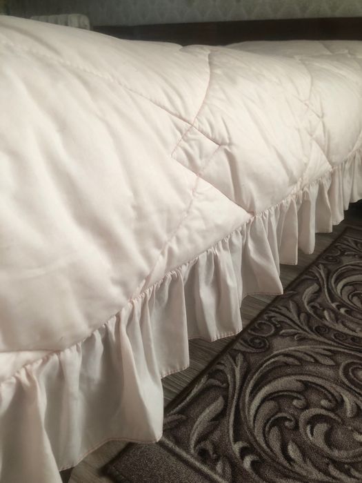 Покрывало на двуспальную кровать