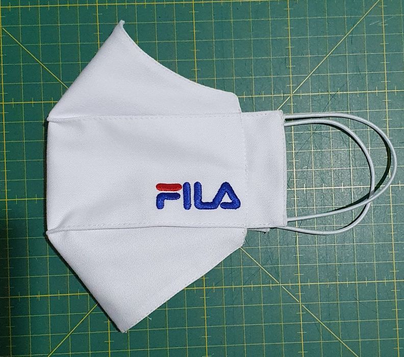 Máscaras personalizadas bordadas