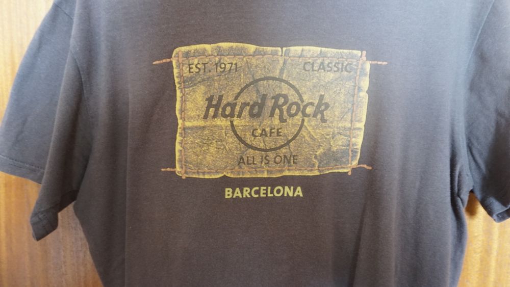T shirt Hard Rock Café Barcelona Est. 1971