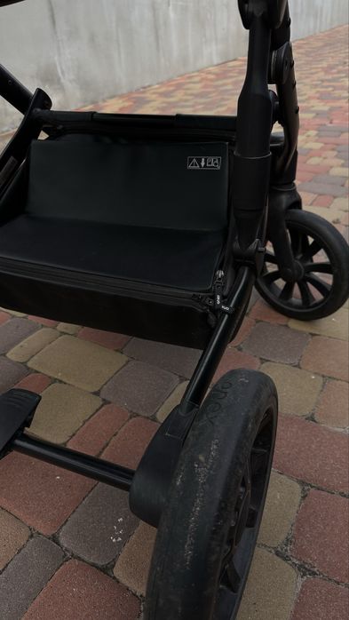 Продам коляску anex m-type 2в1