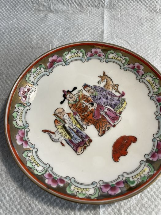 Pires com chavena macau