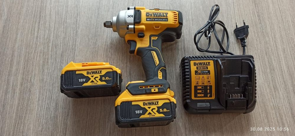 Klucz udarowy 1/2' XR 18V 2*5.0AH TSTAK  DCF891P2T-QW Dewalt