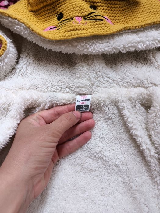 Продам дитячий Кардиган 98/104 і ромпери 98 104р 3 р 4р