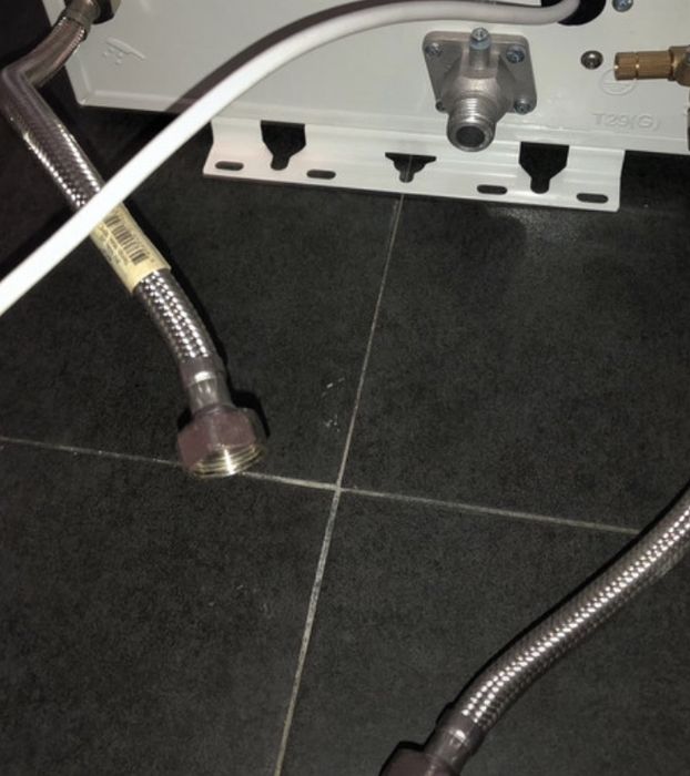 Esquentador da marca jocel