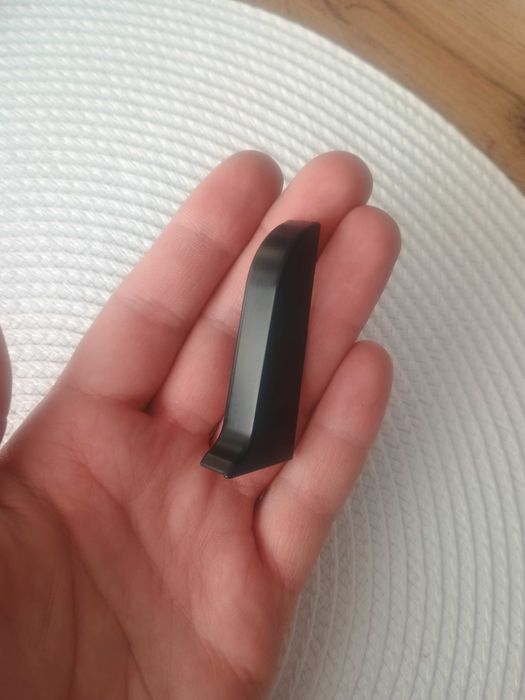 Końcówki do listw podłogowych