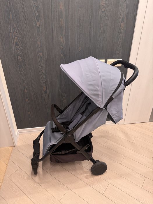 Компактна прогулянкова коляска Elodie details Mondo