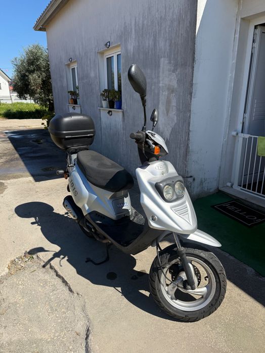 Scooter em bom estado