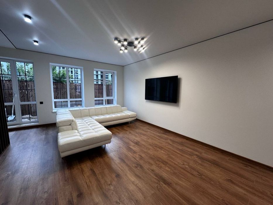 Ліски. Будинок з ремонтом та меблями. Від власника. Море поруч